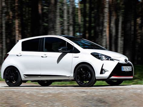 Inside the <b>manual</b> is many chapters teaching you how to safely operate your <b>Yaris</b> and help retain its value by maintaining the car correctly. . Toyota yaris hybrid 2019 manual pdf